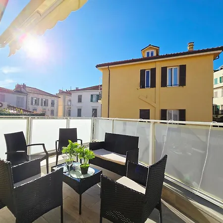 Homeholidaysanremo - Luxe & Glamour