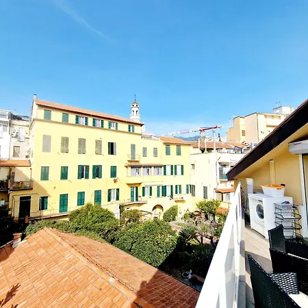 Homeholidaysanremo - Luxe & Glamour Apartment