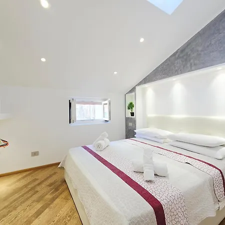 Apartment Homeholidaysanremo - Luxe & Glamour Sanremo