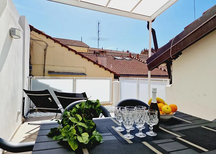 Apartment Homeholidaysanremo - Luxe & Glamour